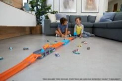 Hot Wheels 2-in-1 Rennbahn-Transporter Inkl. 3 Spielzeugautos -Billiges Spielzeug Geschäft 17462137 05