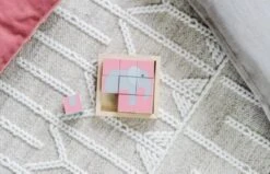 KINDSGUT Holzwürfel-Puzzle Tiere Würfelpuzzle -Billiges Spielzeug Geschäft 21503308 04