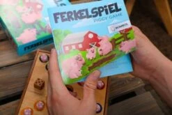 ROMBOL Ferkelspiel - Das Würfelspiel Mit Den Süßen Ferkeln Für Die Ganze Familie 11 ROMBOL Ferkelspiel - Das Würfelspiel Mit Den Süßen Ferkeln Für Die Ganze Familie -Billiges Spielzeug Geschäft 28516457 06
