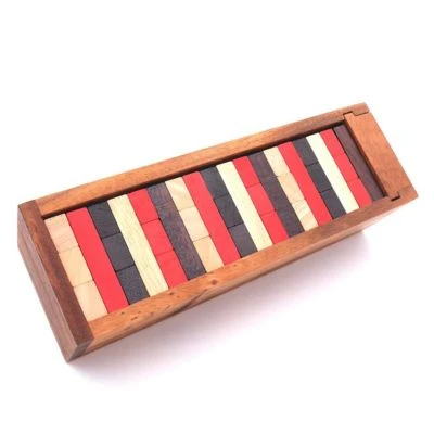 ROMBOL Wackelturm - Dreifarbiges Stapelspiel Aus Holz 5 ROMBOL Wackelturm - Dreifarbiges Stapelspiel Aus Holz – Bild 5