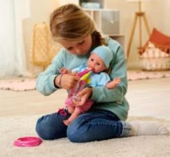 Weichkörper-Babypuppe Laura Hungry Mit Schnuller Und Fütterzubehör, 38 Cm -Billiges Spielzeug Geschäft 3633429 06