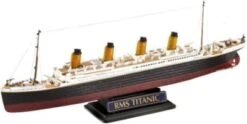 Geschenkset R.M.S. Titanic, Revell Modellbausatz Mit Basiszubehör Im Maßstab 1:700 & 1:1200, 172 Teile, 38,5 + 22,3 Cm
