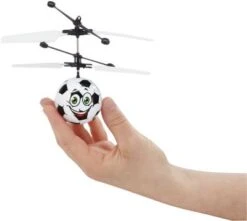 RC Copter Ball "The Ball", Revell Control Ferngesteuerter Heliball Im Fussball-Design, 11 Cm -Billiges Spielzeug Geschäft 7925705 04